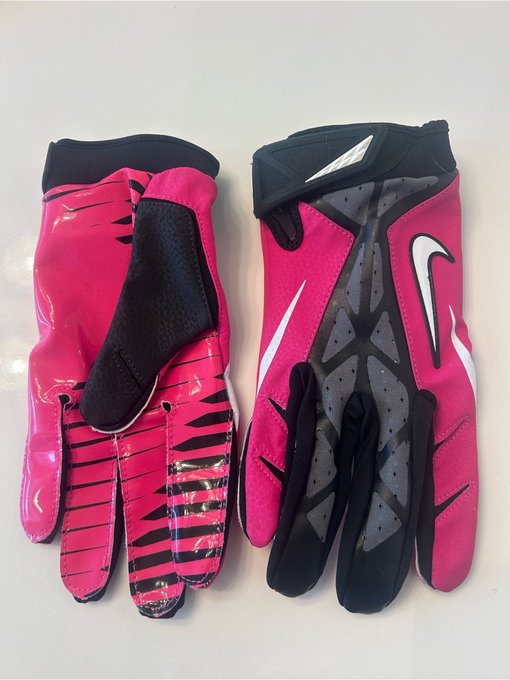 NWT Nike Vapor Jet football gloves size XL